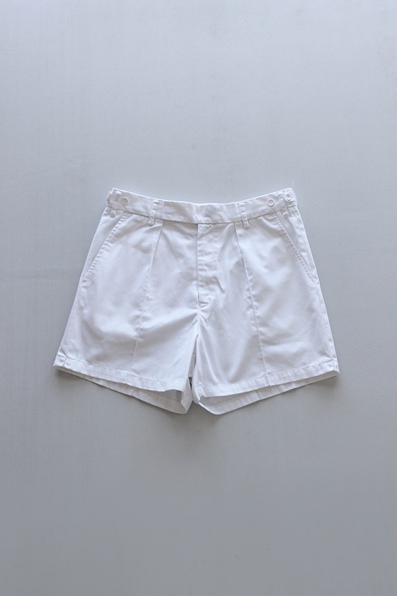 British Royal Navy White Shorts (30&quot;-31&quot;)