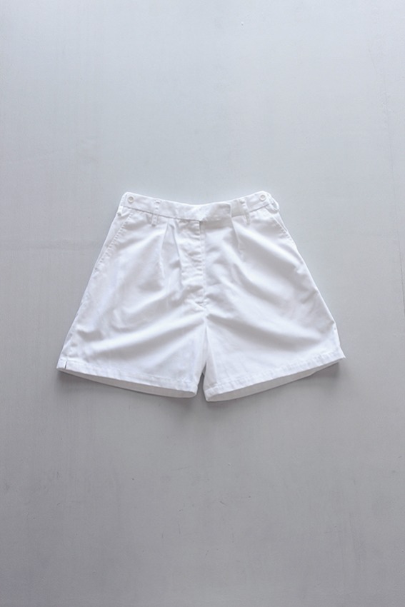 80s British Royal Navy White Shorts (woman 26&quot;-28&quot;)